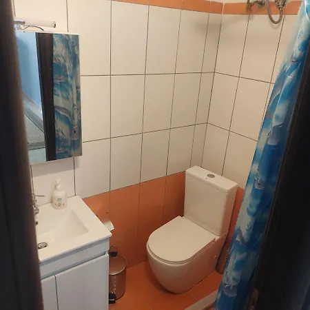 Erjon Bulevard Apartmán *