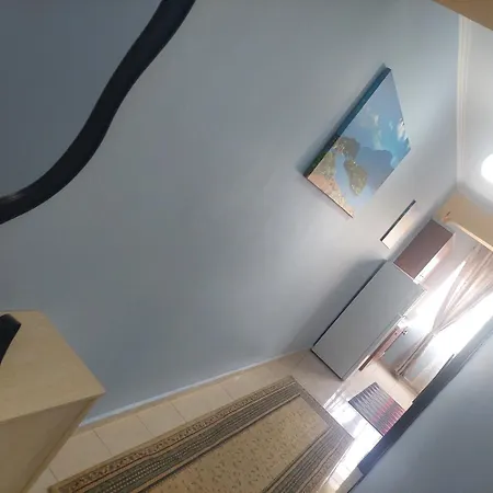 Erjon Bulevard Appartement *