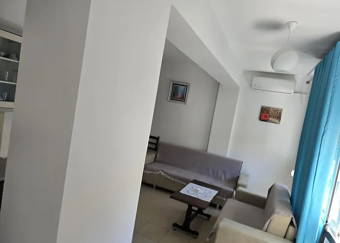 Erjon Bulevard Apartament *